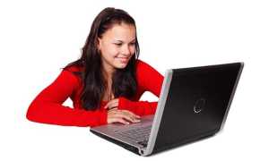 Можно ли заработать в декрете через интернет и что для этого нужно?