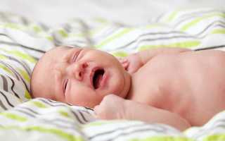 Как помочь новорожденному сходить в туалет и причины проблемы